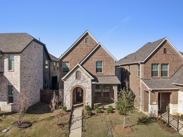 2745 Acadia Drive, Corinth, TX 76210