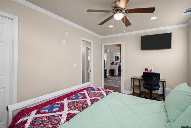 4785 S US Highway 287, Crockett, TX 75835