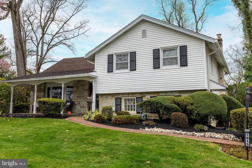 7815 CHANDLER, Laverock, PA 19038