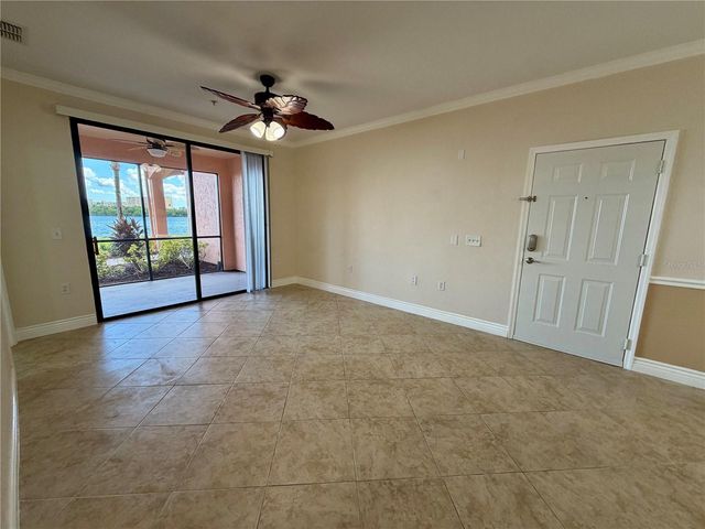 2755 VIA CAPRI 1217, Clearwater, FL 33764