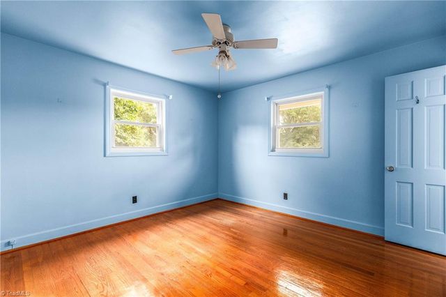 5500 Rozianna Drive, Winston-salem, NC 27106