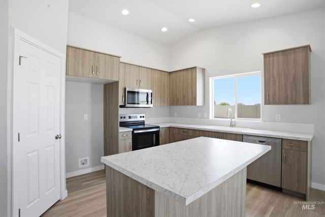 4197 S Staten Island Way, Nampa, ID 83686