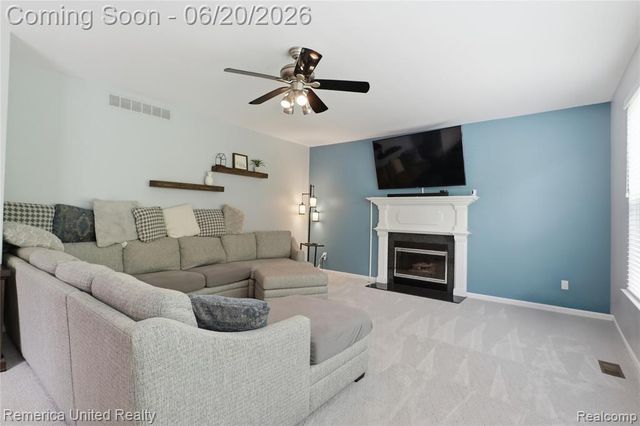 1842 Autumn Glen Drive, Howell, MI 48843