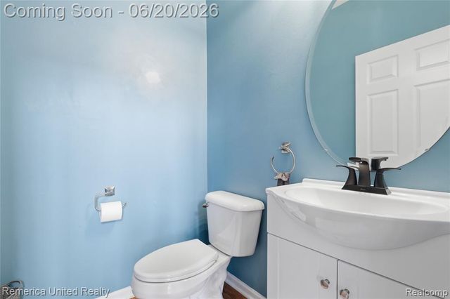 1842 Autumn Glen Drive, Howell, MI 48843