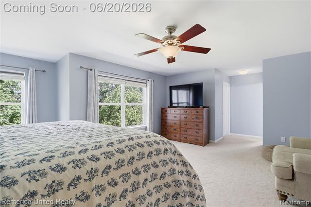 1842 Autumn Glen Drive, Howell, MI 48843