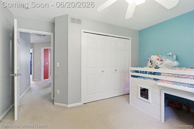 1842 Autumn Glen Drive, Howell, MI 48843