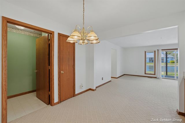 3153 E Crystal Waters Drive 2, Holland, MI 49424