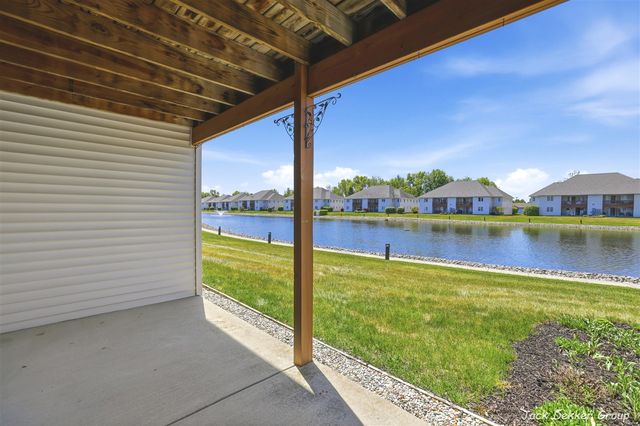 3153 E Crystal Waters Drive 2, Holland, MI 49424