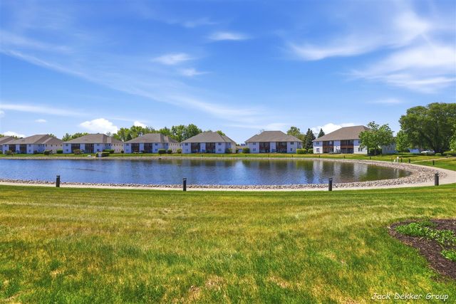 3153 E Crystal Waters Drive 2, Holland, MI 49424