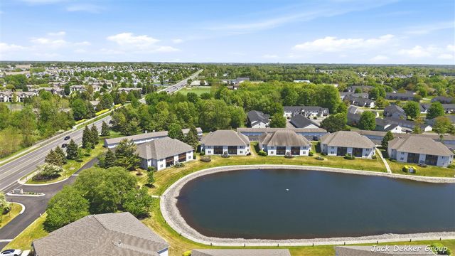 3153 E Crystal Waters Drive 2, Holland, MI 49424