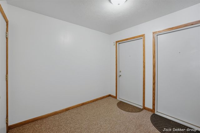 3153 E Crystal Waters Drive 2, Holland, MI 49424