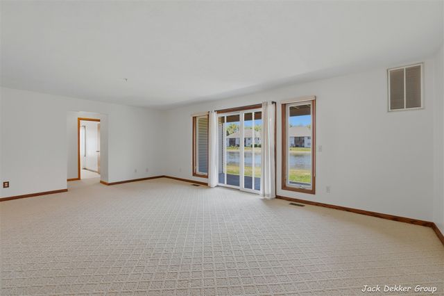 3153 E Crystal Waters Drive 2, Holland, MI 49424