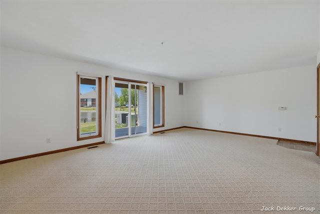 3153 E Crystal Waters Drive 2, Holland, MI 49424