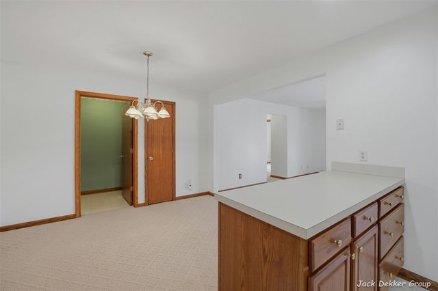 3153 E Crystal Waters Drive 2, Holland, MI 49424