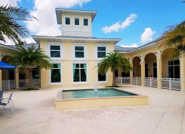 390 NE 35th Ave, Homestead, FL 33033