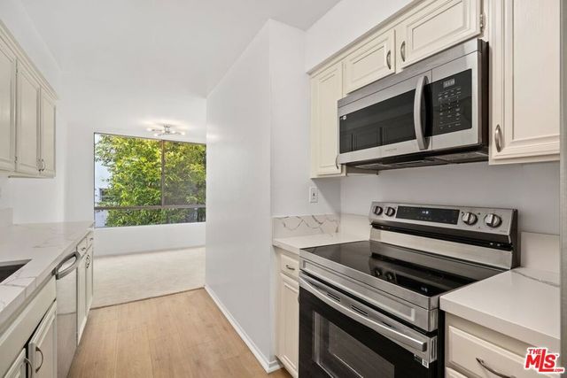 1340 S BEVERLY GLEN Boulevard 303, Los Angeles, CA 90024
