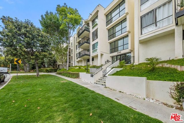 1340 S BEVERLY GLEN Boulevard 303, Los Angeles, CA 90024