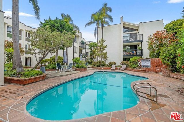 1340 S BEVERLY GLEN Boulevard 303, Los Angeles, CA 90024