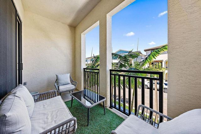 5256 Beckman Terrace, Palm Beach Gardens, FL 33418