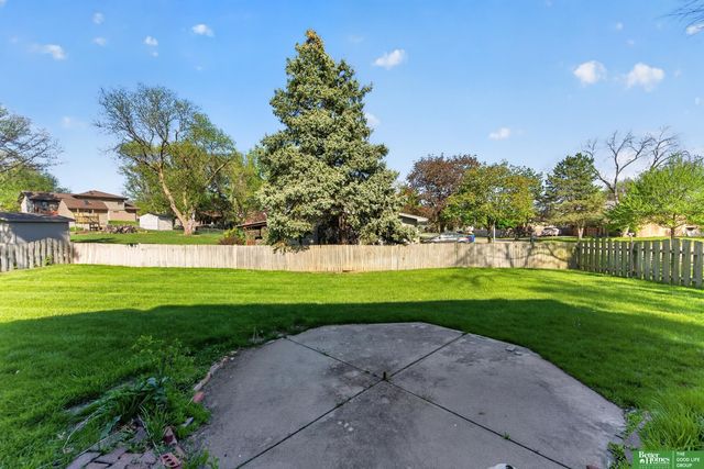6617 S 75th Circle, Ralston, NE 68127