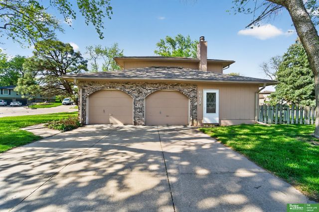 6617 S 75th Circle, Ralston, NE 68127