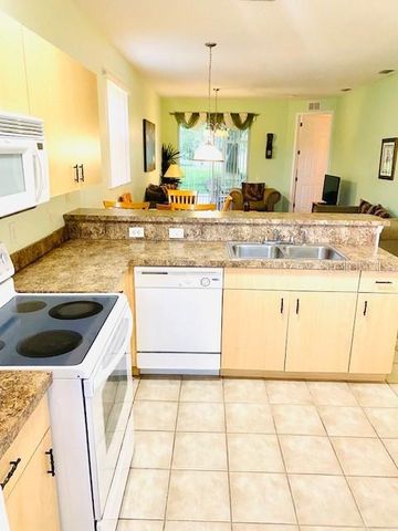 4102 LAKE MARION GOLF RESORT 4102, Kissimmee, FL 34759