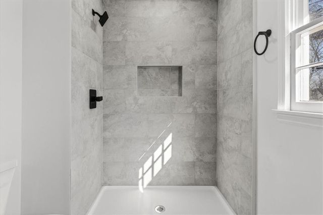 12801 Corrington Avenue, Grandview, MO 64030