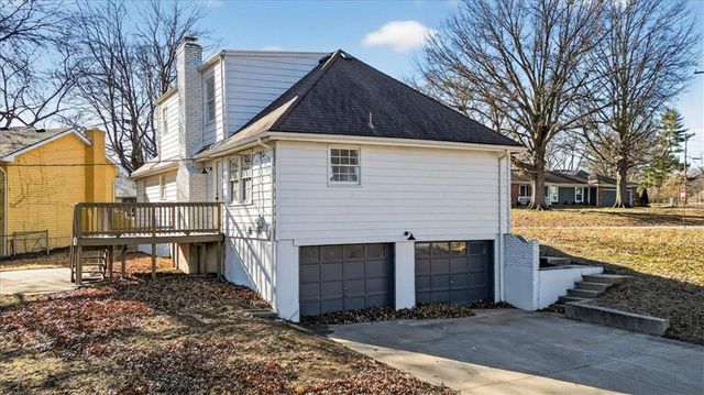 12801 Corrington Avenue, Grandview, MO 64030