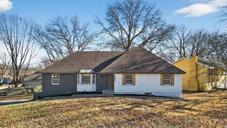 12801 Corrington Avenue, Grandview, MO 64030
