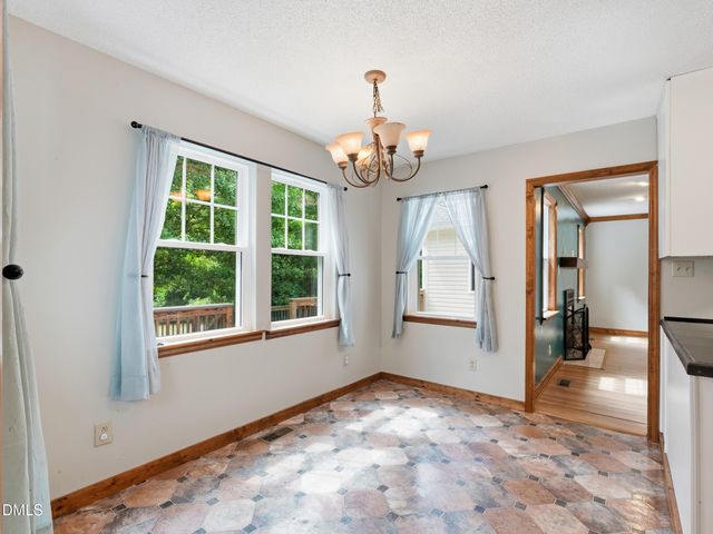 15 Sylvan Way, Zebulon, NC 27597