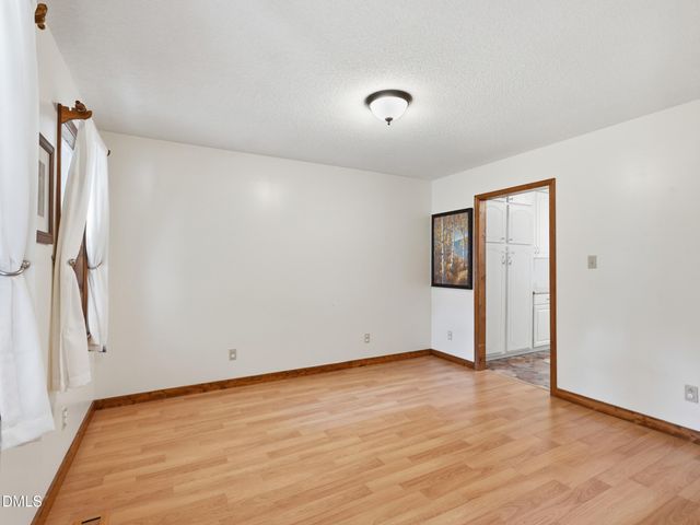 15 Sylvan Way, Zebulon, NC 27597