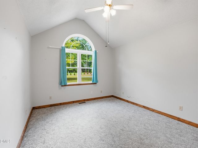 15 Sylvan Way, Zebulon, NC 27597