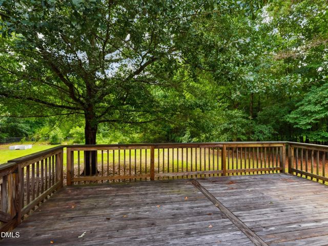 15 Sylvan Way, Zebulon, NC 27597