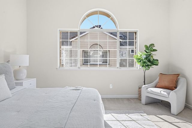 1163 La Rochelle Terrace F, Sunnyvale, CA 94089