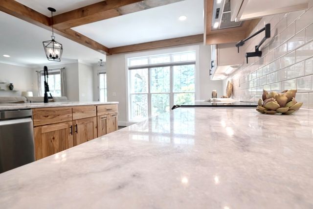 603 W Blue Springs Drive, Chatsworth, GA 30705