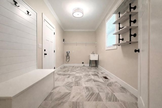 603 W Blue Springs Drive, Chatsworth, GA 30705