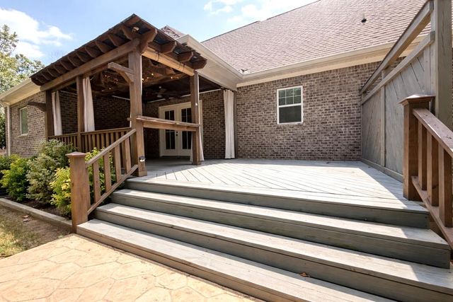 603 W Blue Springs Drive, Chatsworth, GA 30705
