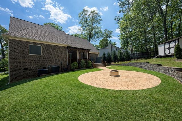603 W Blue Springs Drive, Chatsworth, GA 30705