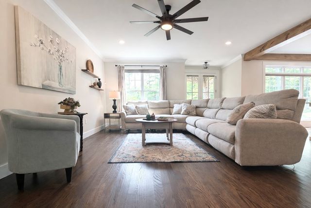 603 W Blue Springs Drive, Chatsworth, GA 30705