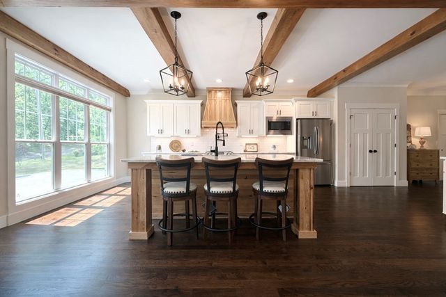 603 W Blue Springs Drive, Chatsworth, GA 30705