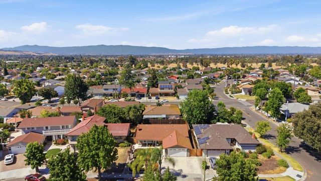 2235 Fairmont Drive, San Jose, CA 95148