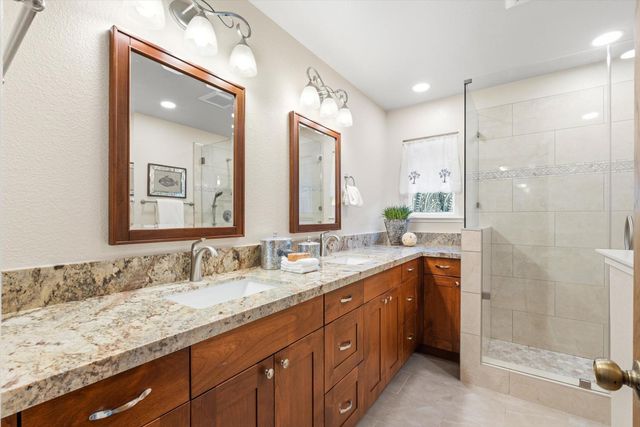 1310 Ridgecrest Way, Roseville, CA 95661
