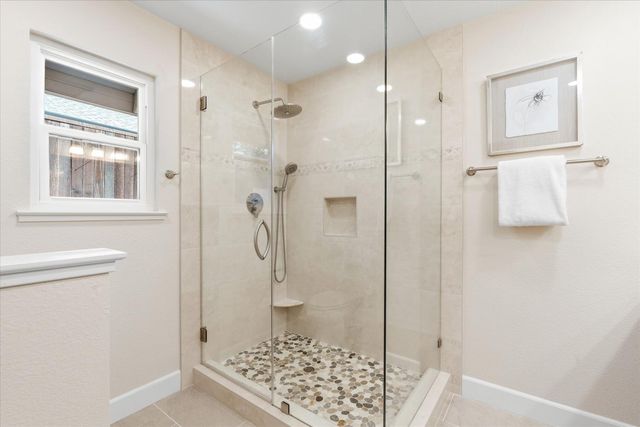 1310 Ridgecrest Way, Roseville, CA 95661
