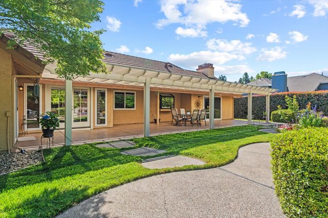 1310 Ridgecrest Way, Roseville, CA 95661