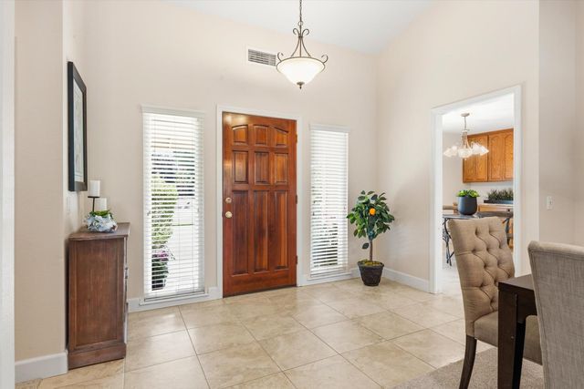 1310 Ridgecrest Way, Roseville, CA 95661