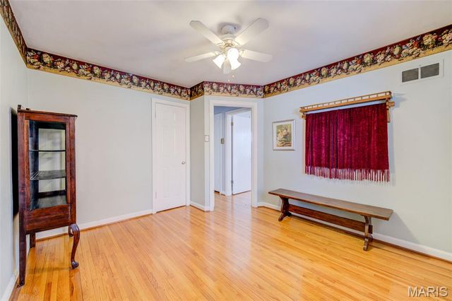 40 Willmore Road, St Louis, MO 63109