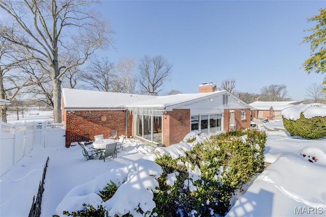 40 Willmore Road, St Louis, MO 63109