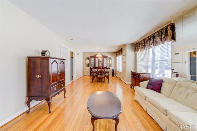 40 Willmore Road, St Louis, MO 63109