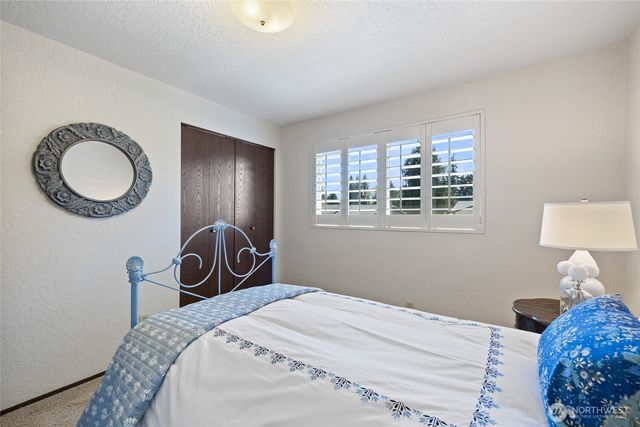 9602 NE 203rd Street, Bothell, WA 98011