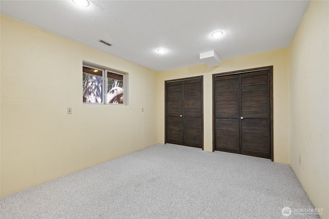 9602 NE 203rd Street, Bothell, WA 98011